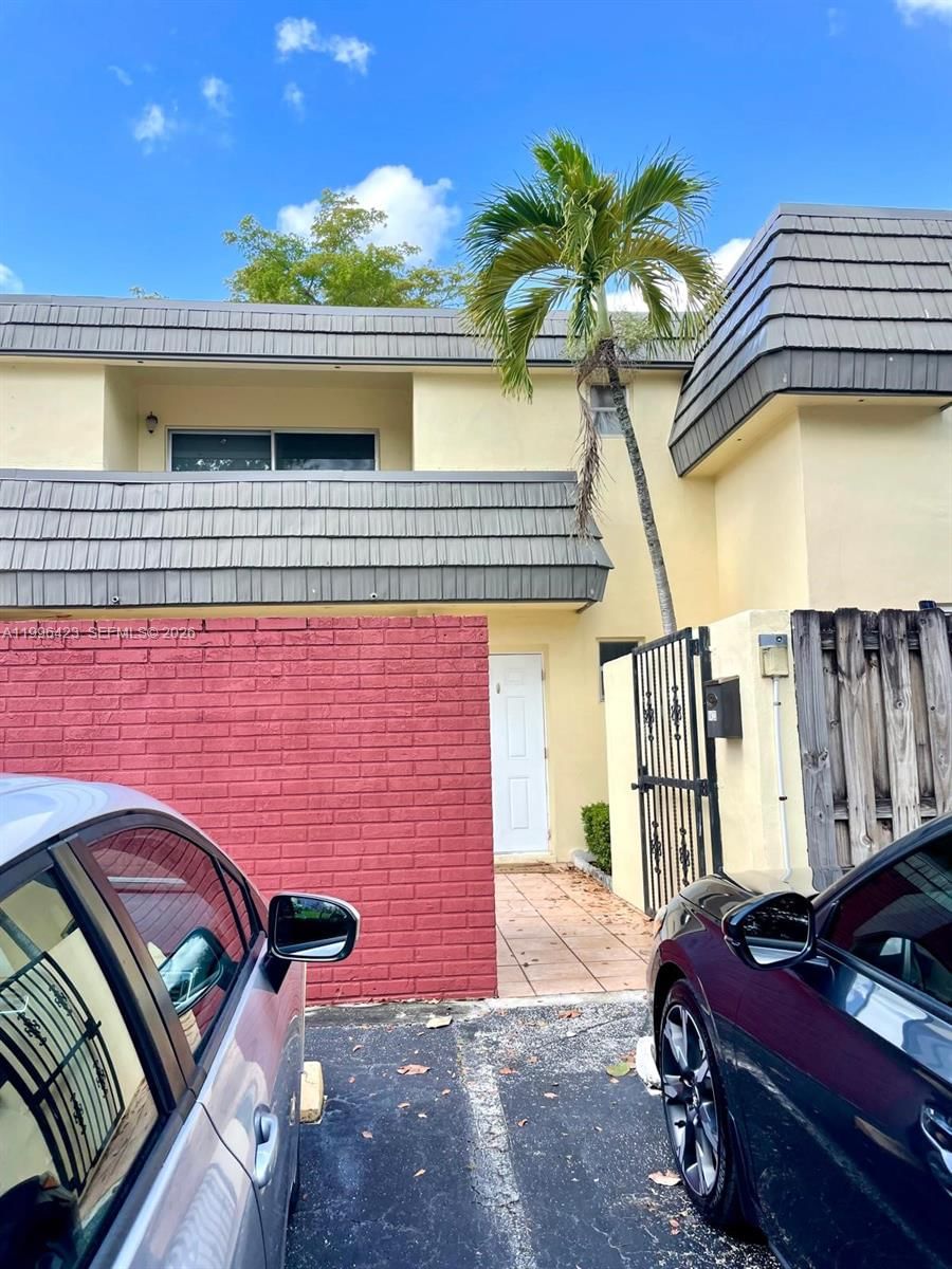 8423 SW 137th Ave, Unit 8423 - 1