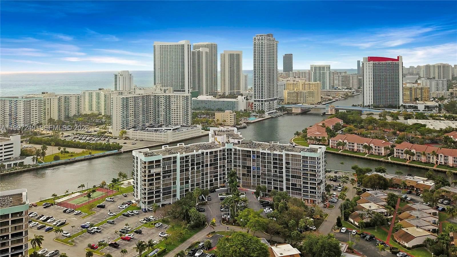 200 LESLIE DR, Unit 226 - 1