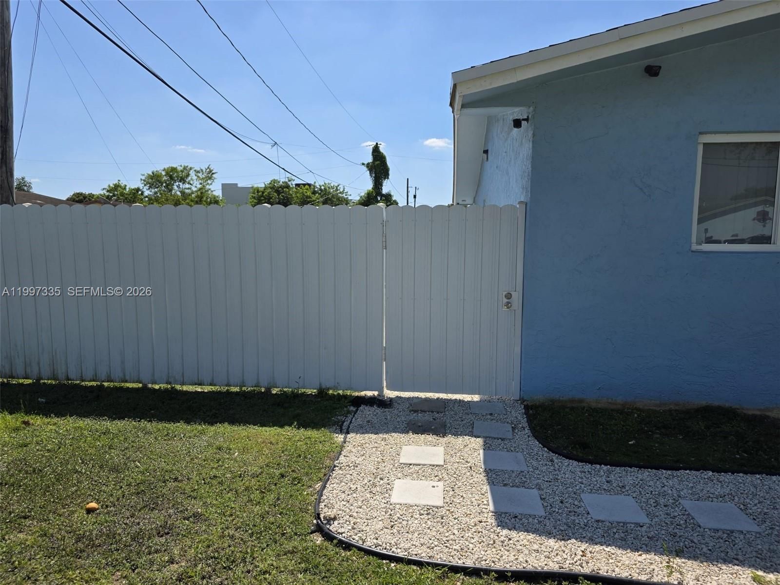 965 NW 10th St, Unit 1 - 1