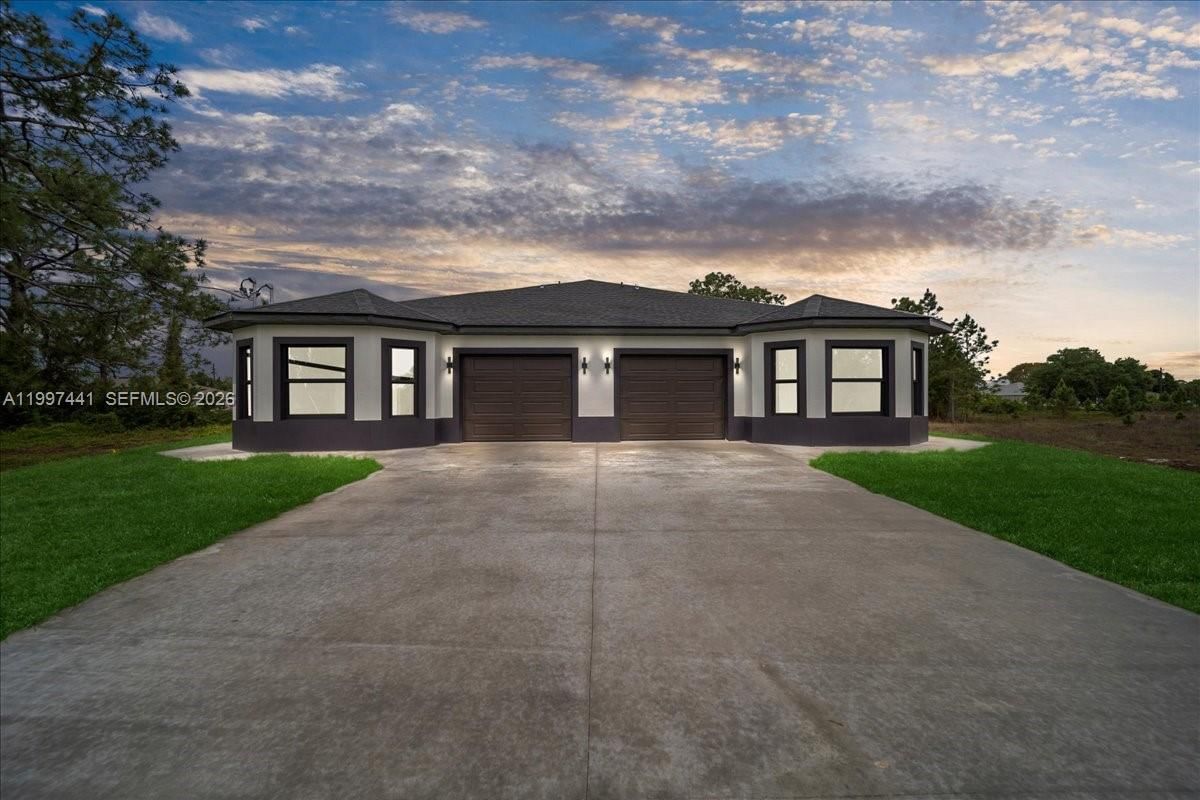 4737-4739 25TH ST SW - 1