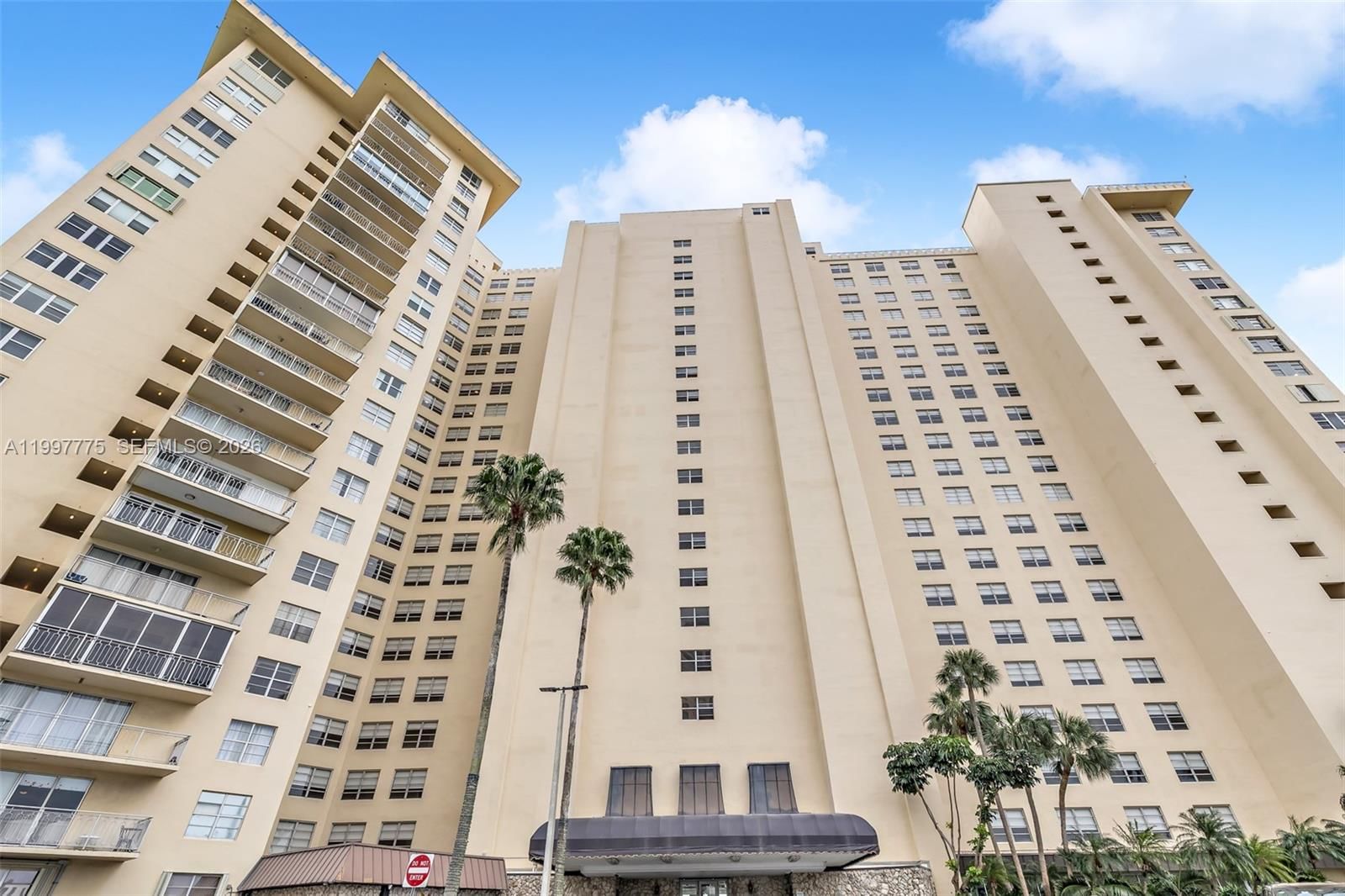 11111 Biscayne Blvd, Unit 116 - 1