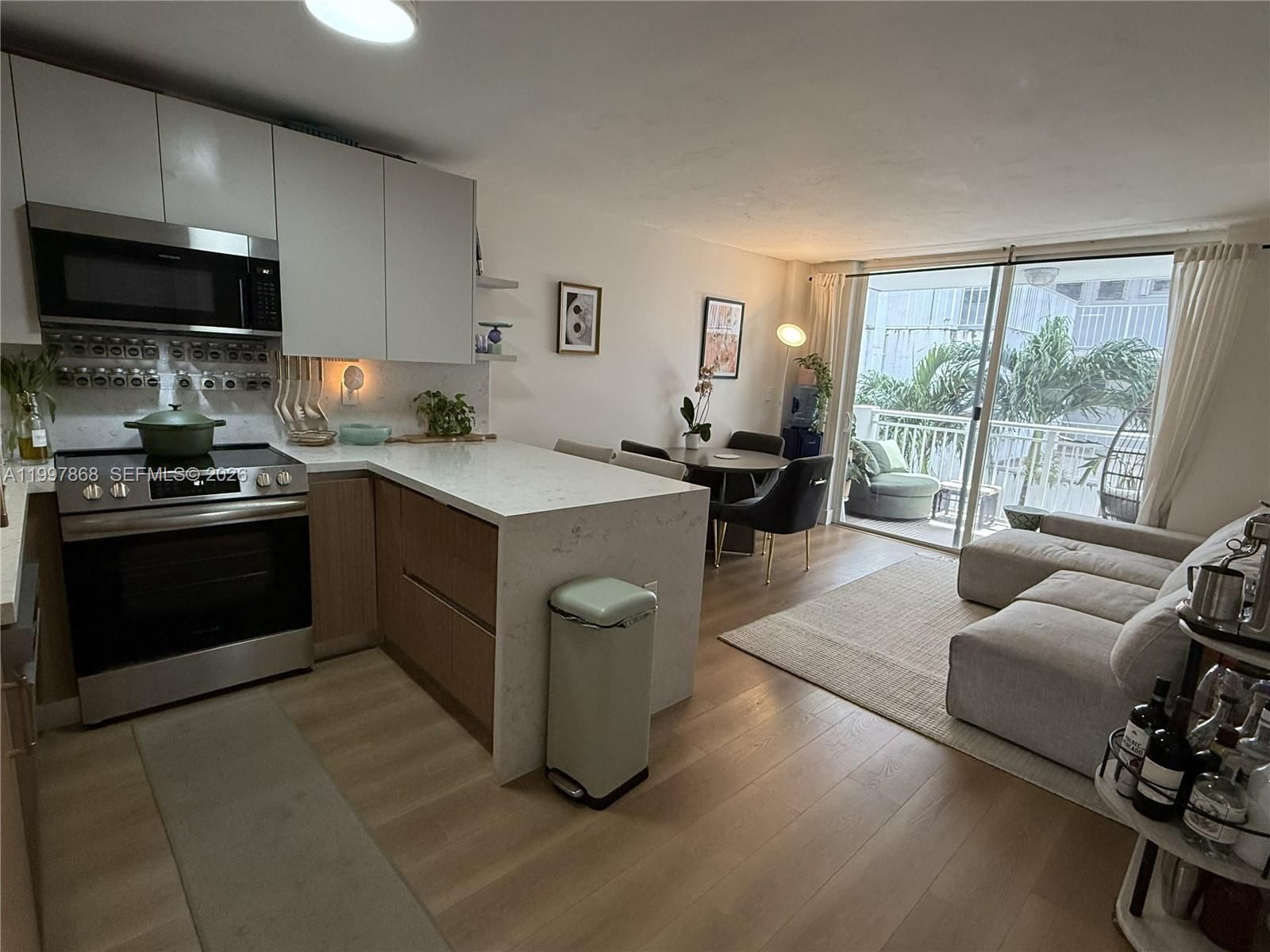 1666 W AVE, Unit 305 - 1