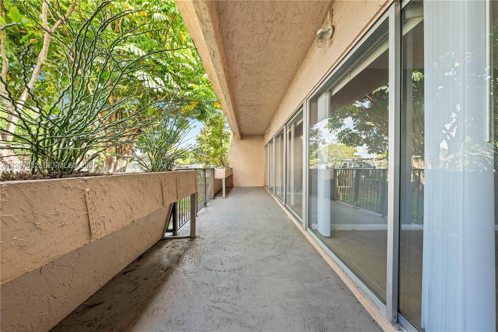 400 NE 18TH AVE, Unit 104 - 1