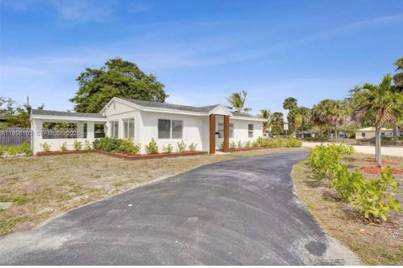 4701 N ANDREWS AVE - 1