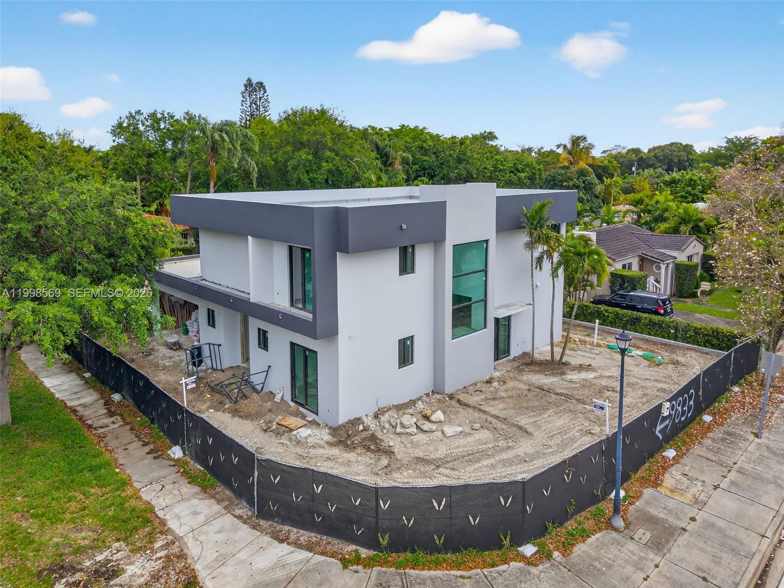 9833 N MIAMI AVE - 1