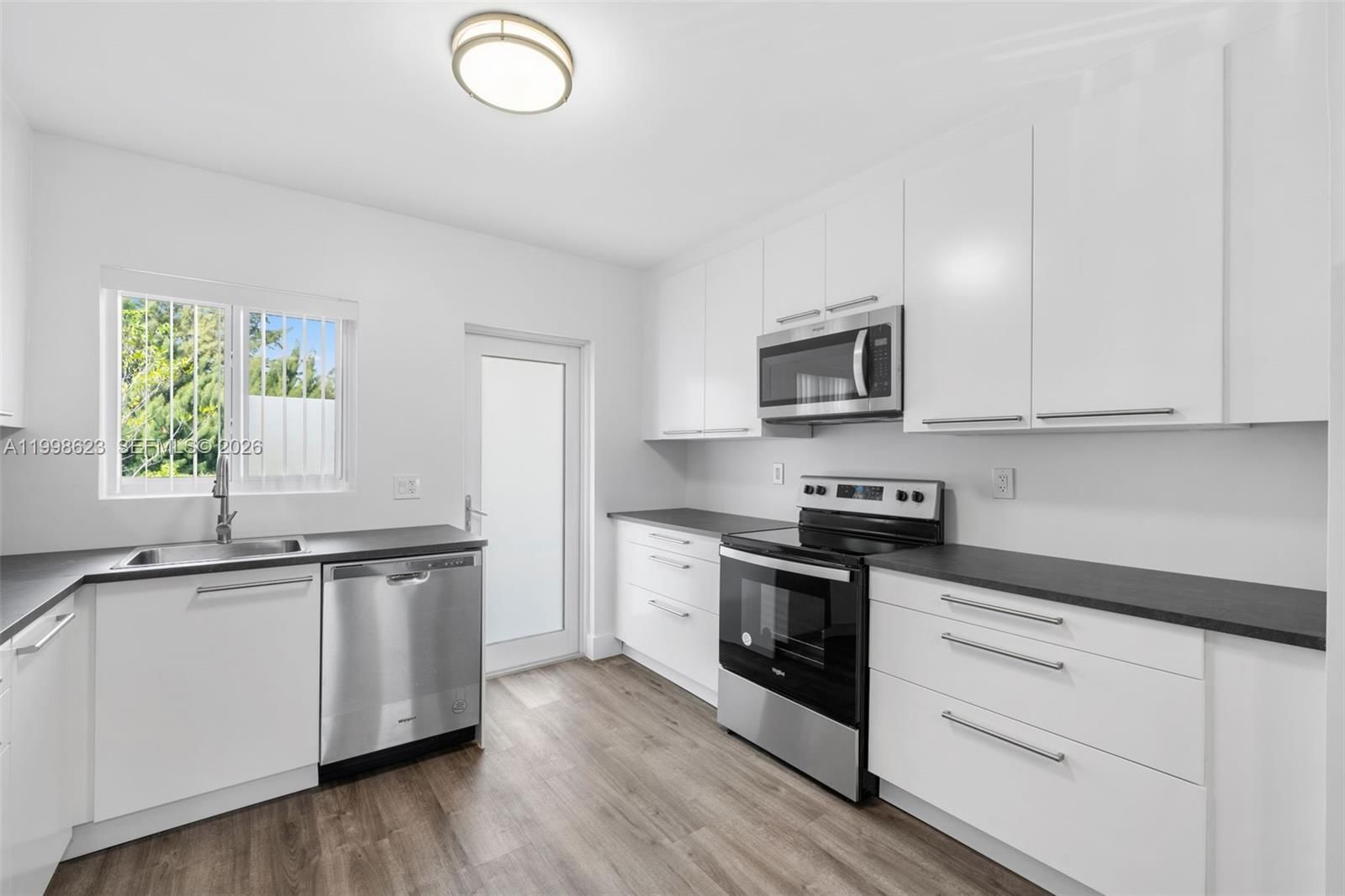 600 LAYNE BLVD, Unit 126 - 1