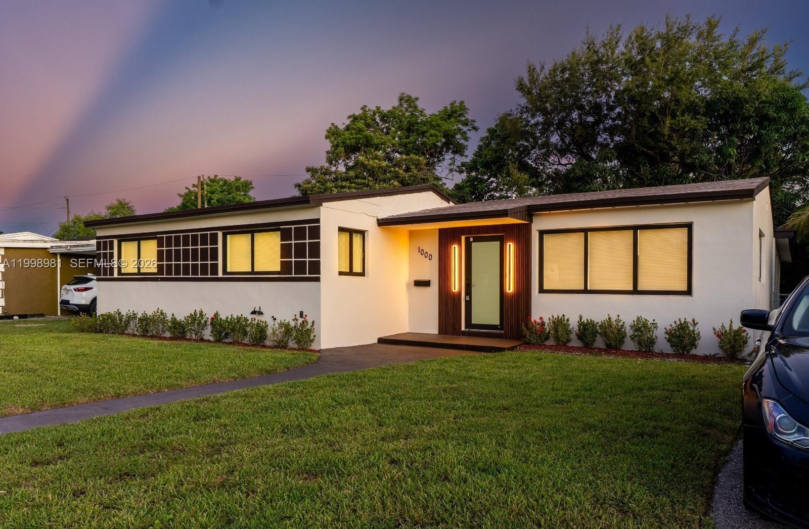 1000 NW 198TH ST - 1