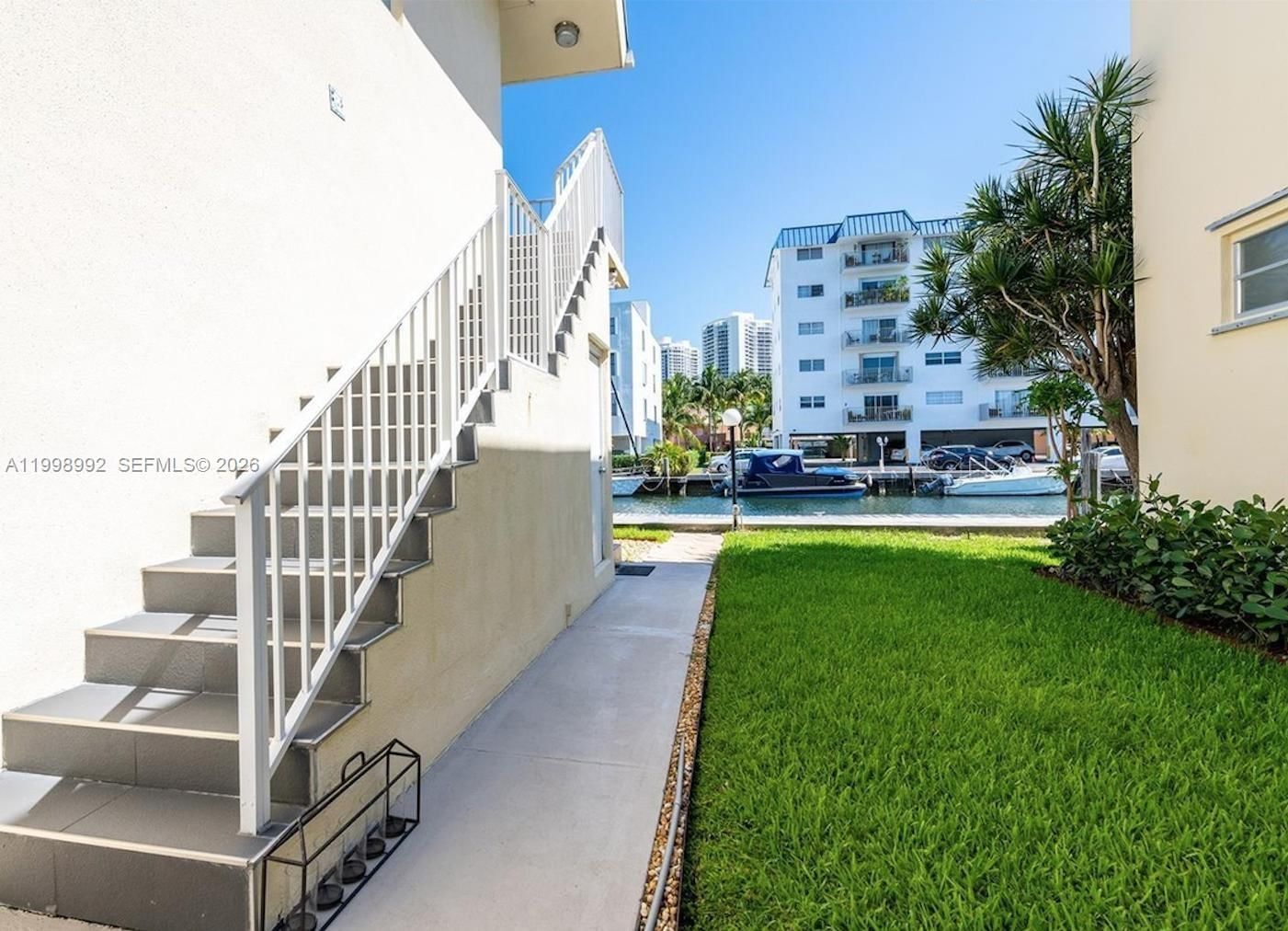 3721 NE 170TH ST, Unit 4 - 1