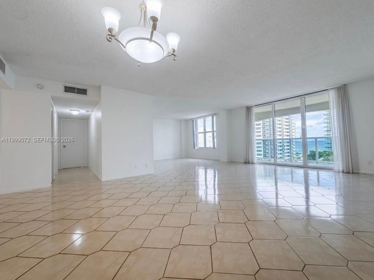3800 S OCEAN DR, Unit 719 - 1