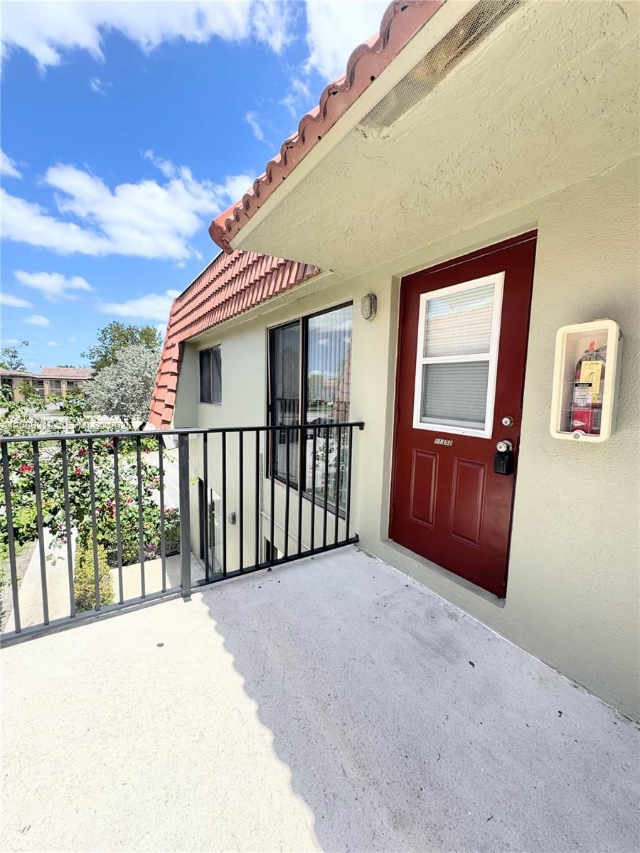 11352 ROYAL PALM BLVD, Unit 11352 - 1