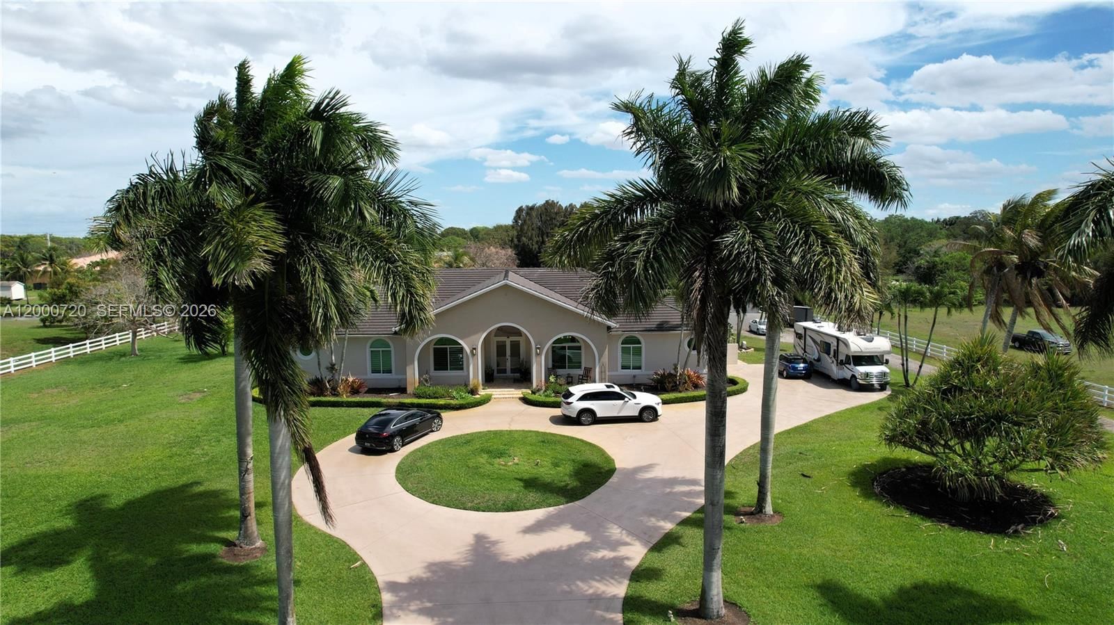 4810 SW 198TH TER - 1