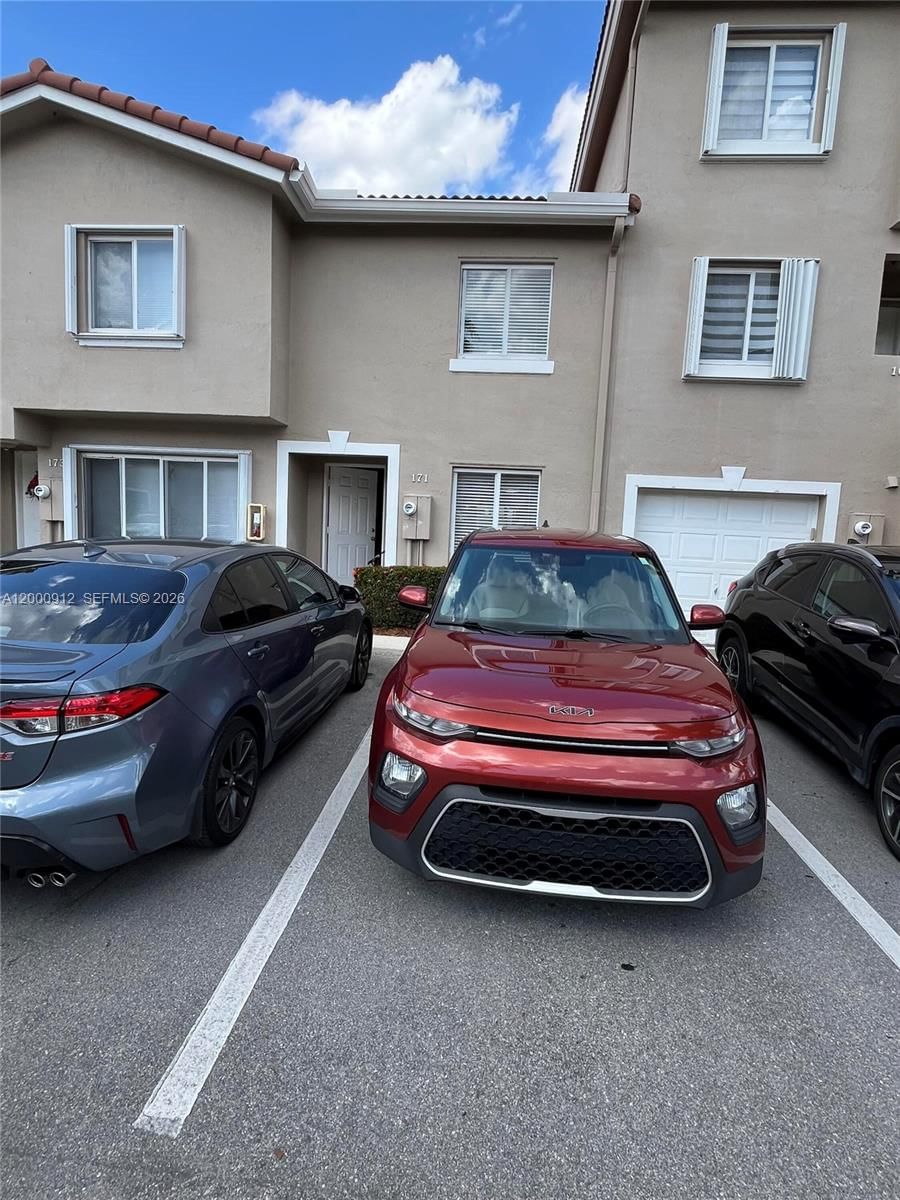 171 RIVIERA CIR, Unit 61 - 1