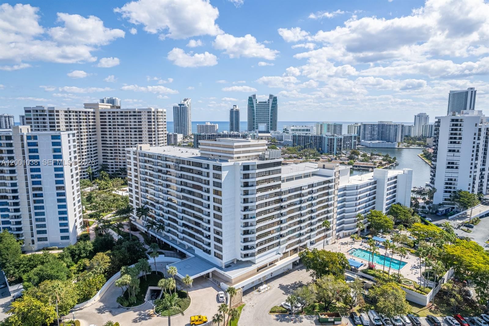 500 Three Islands Blvd, Unit 222 - 1