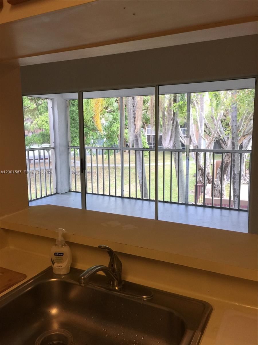 9223 141ST PL, Unit 9223 - 1