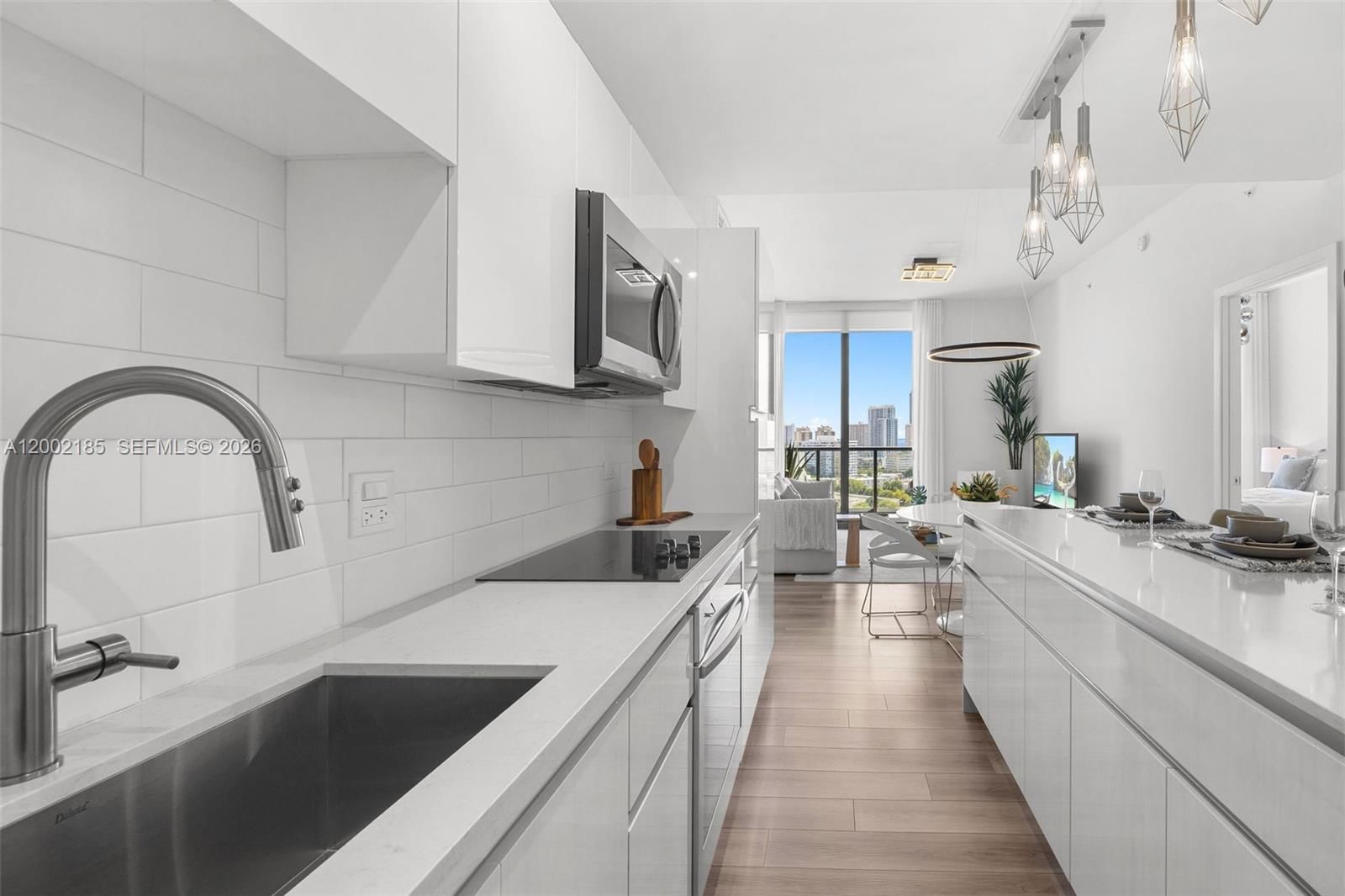 101 DIPLOMAT PKWY, Unit 908 - 1