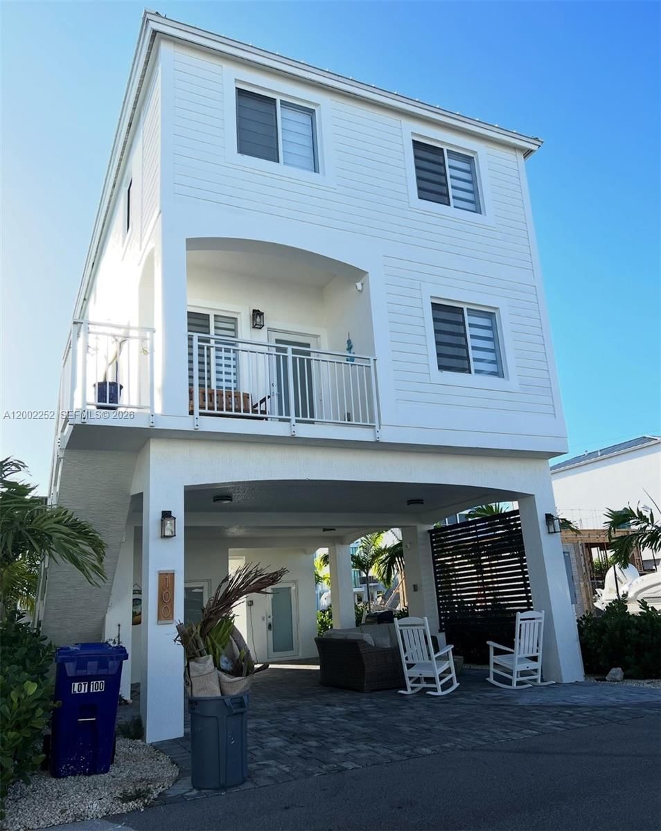 94825 Overseas Hwy - 1