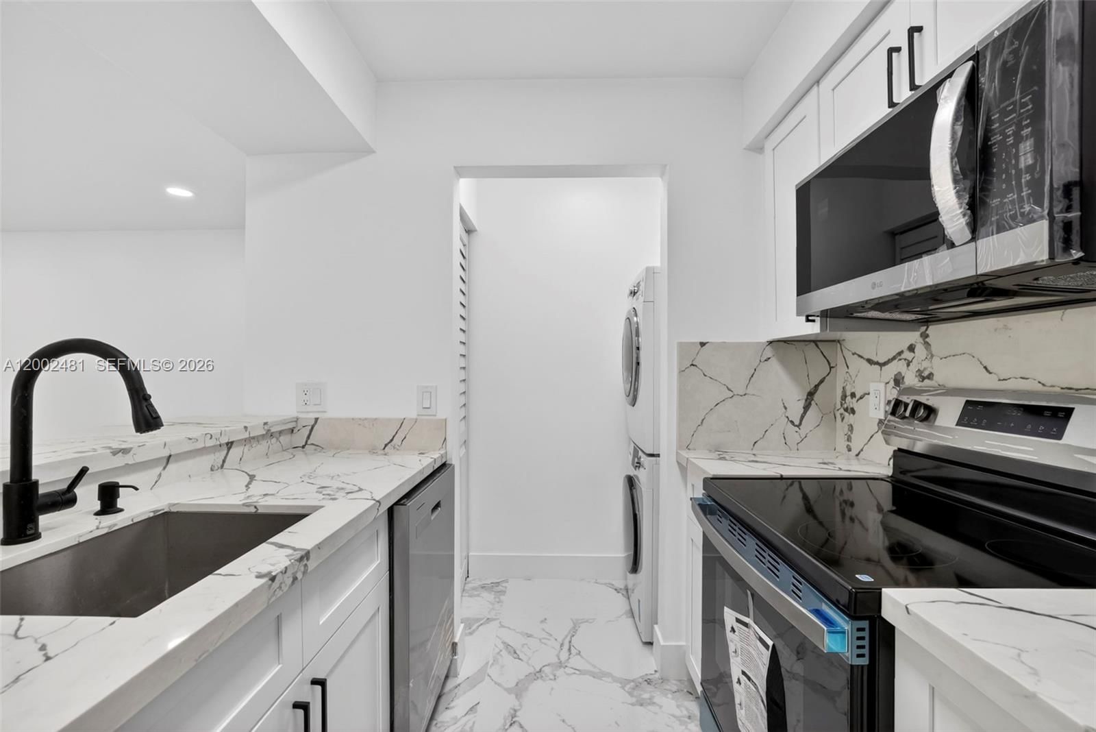 1227 SW 46th Ave, Unit 314 - 1