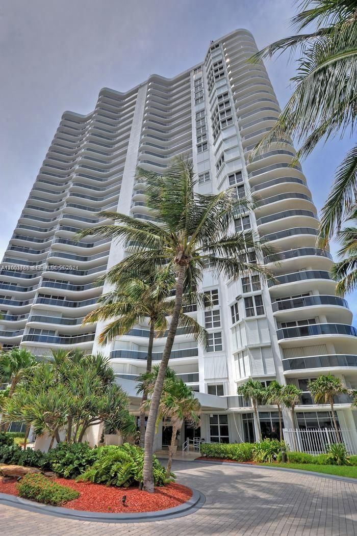 16711 COLLINS AVE, Unit 602 - 1