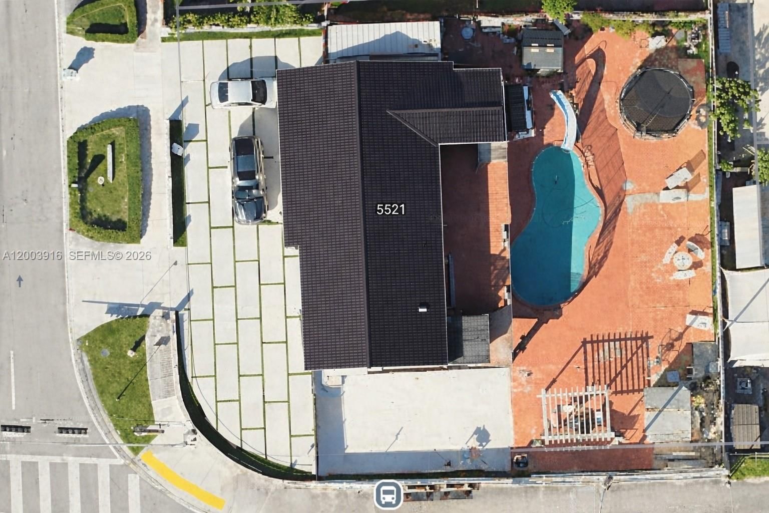 5521 SW 132nd Ave - 1