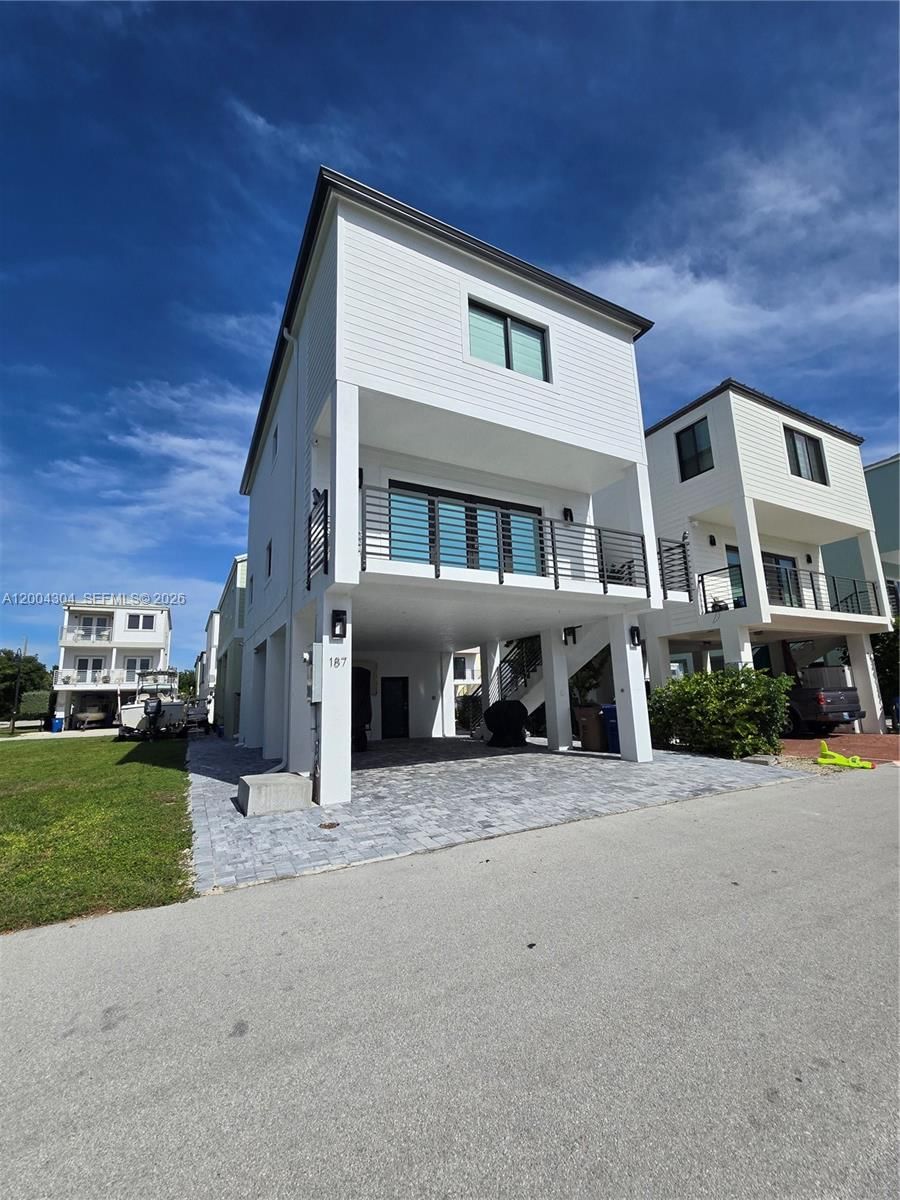 94825 Overseas Hwy #187 - 1