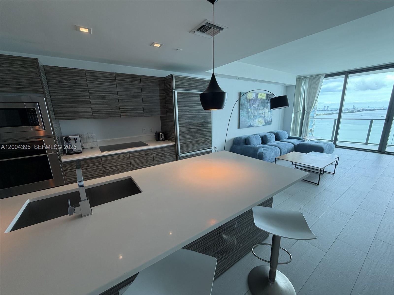 460 NE 28TH ST, Unit 2806 - 1