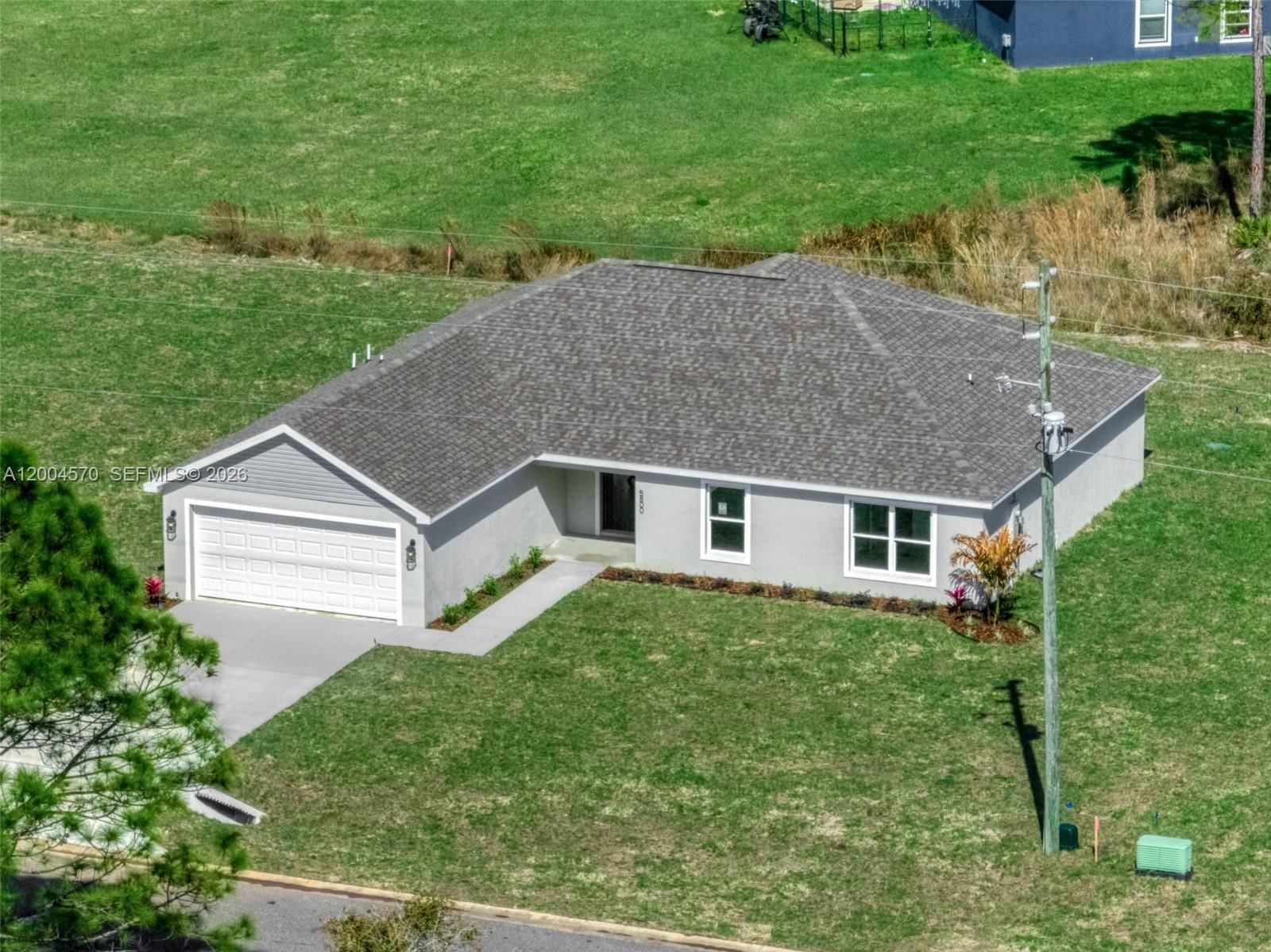 5752 CORTEZ BLVD - 1