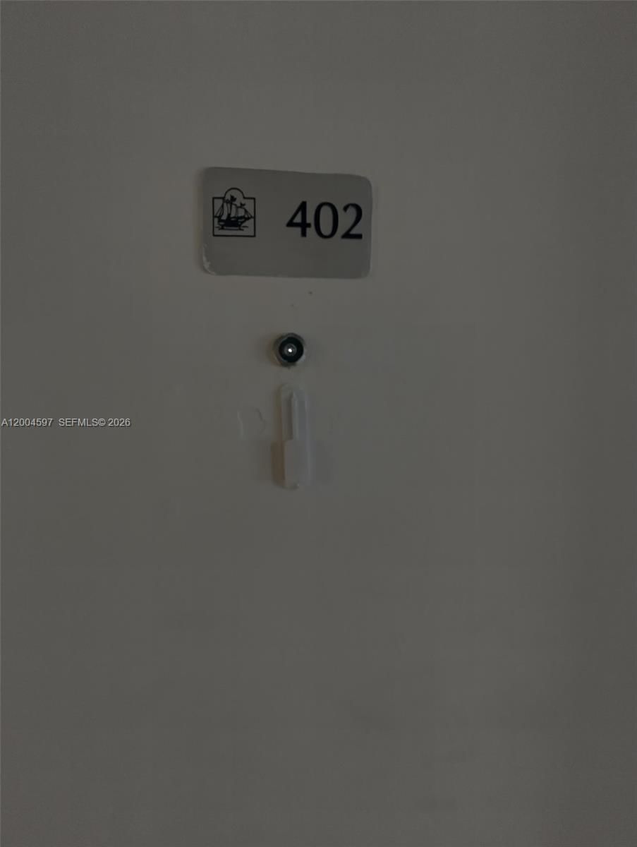 6969 COLLINS AVE, Unit 402 - 1