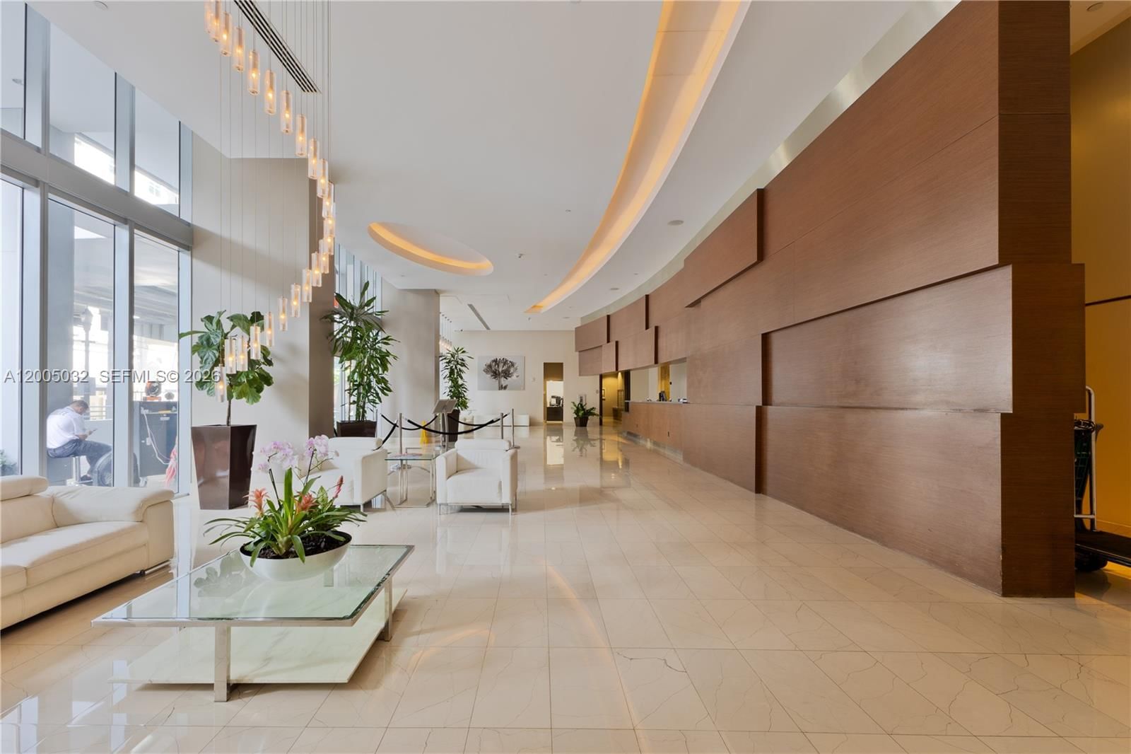 1111 SW 1ST AVE, Unit LPH3820- - 1