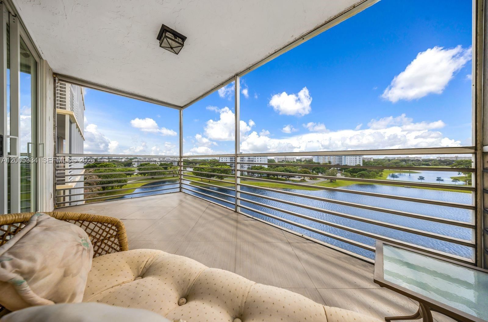 3095 N Course Dr, Unit 811 - 1