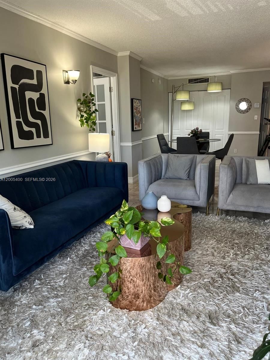 3475 N COUNTRY CLUB DR, Unit 312 - 1