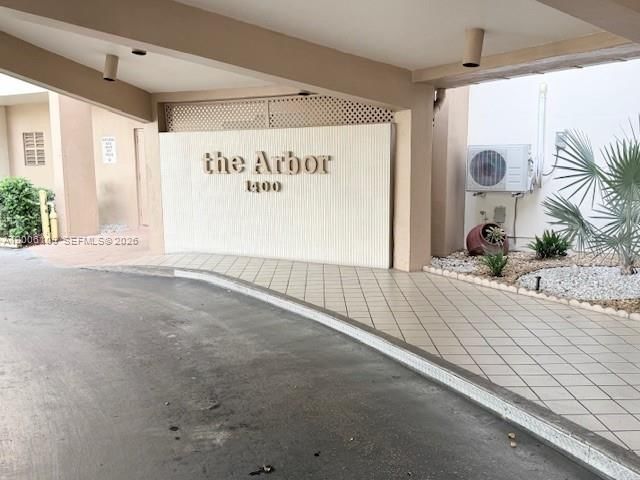 1400 Saint Charles Place, Unit 314 - 1