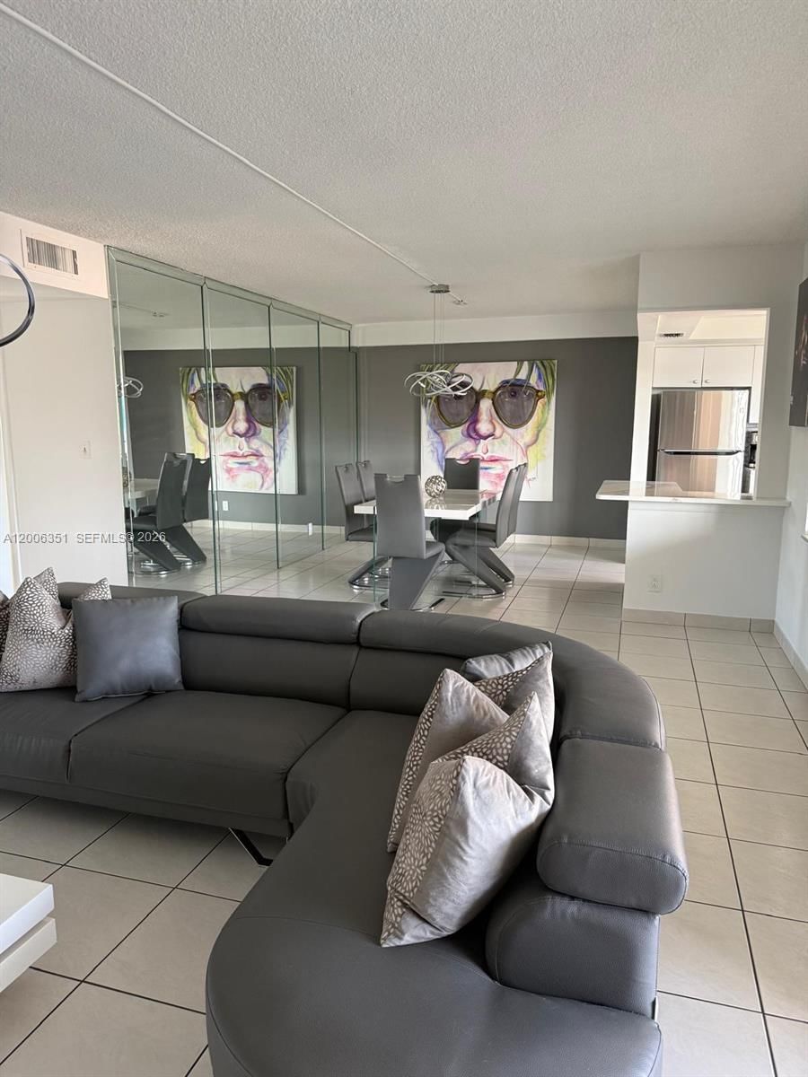 200 NE 12TH AVE, Unit 7E - 1