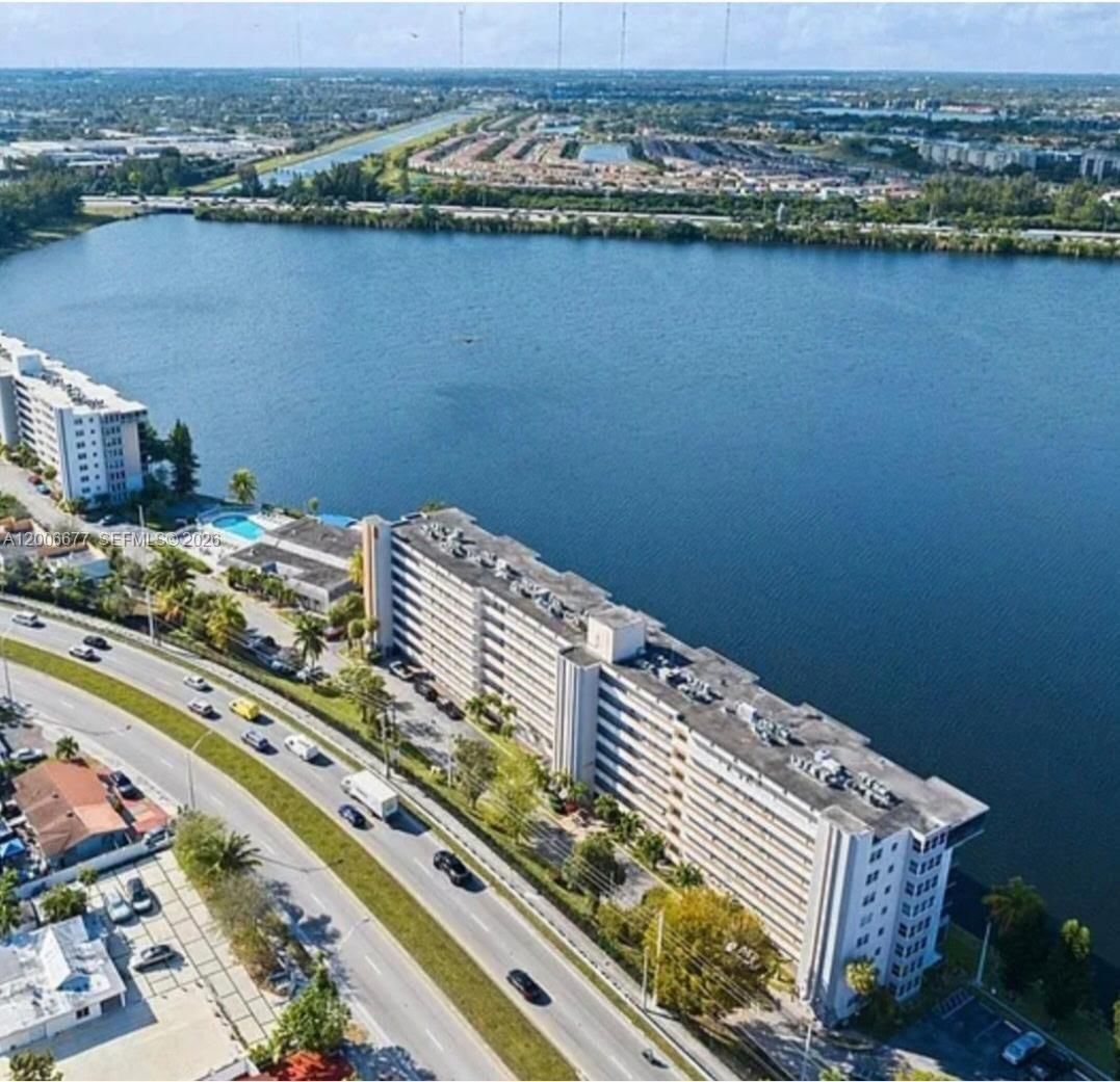 1175 MIAMI GARDENS DR, Unit 703 - 1