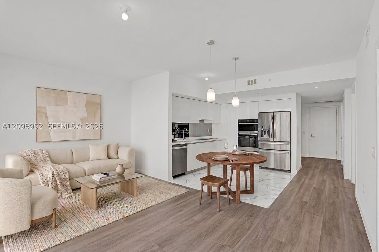 1170 E Hallandale Beach Blvd apartments for rent at AptAmigo