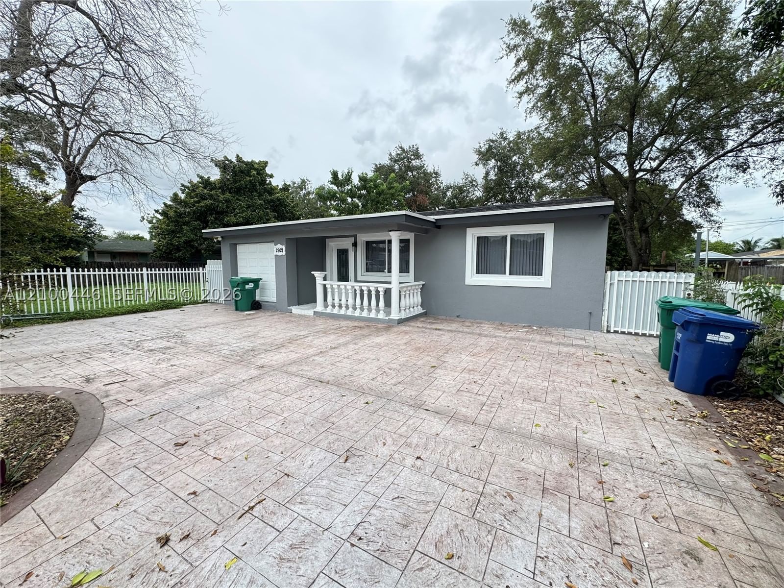 2921 NW 94th St