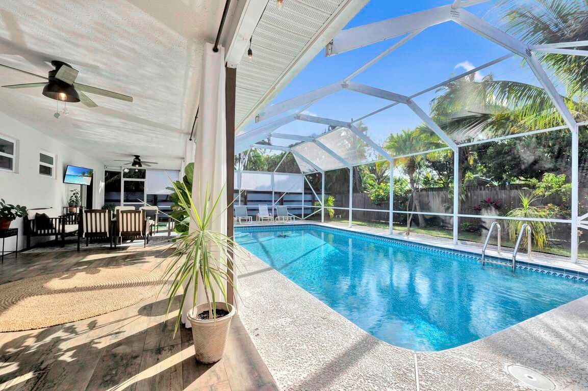 1104 NW 12TH TER - 1