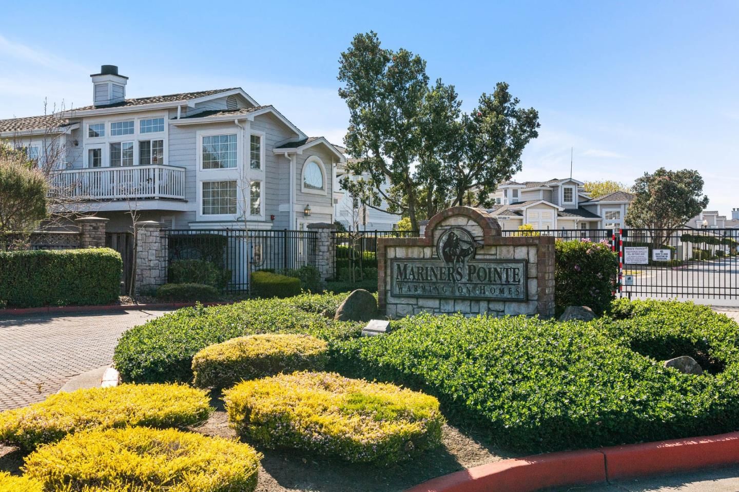 MLS Listing Photo 1