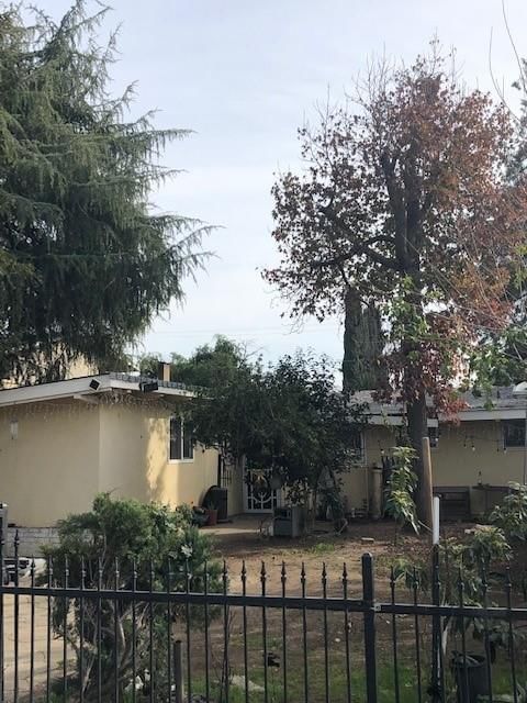 MLS Listing Photo 1