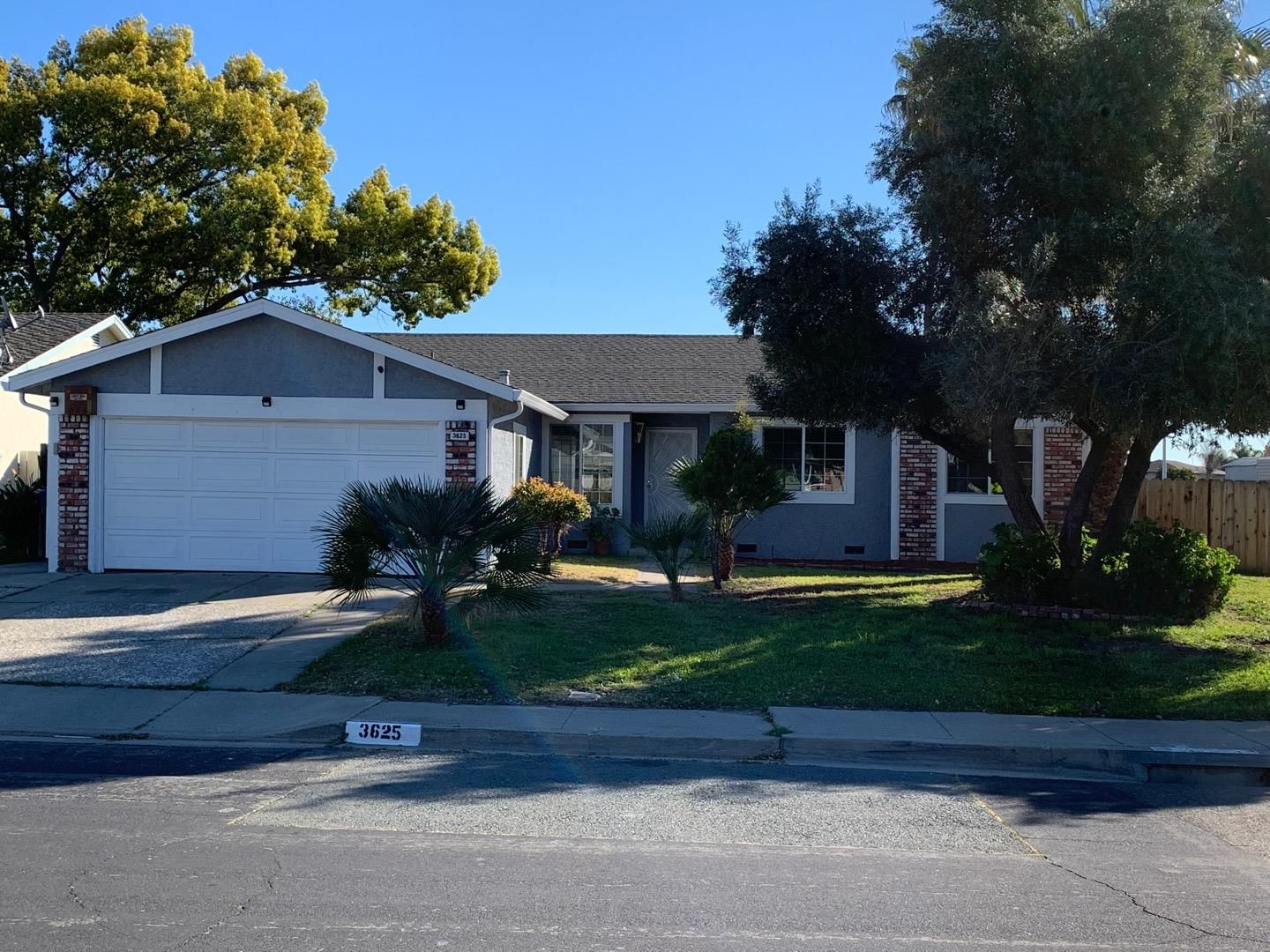 Listing Photo 1