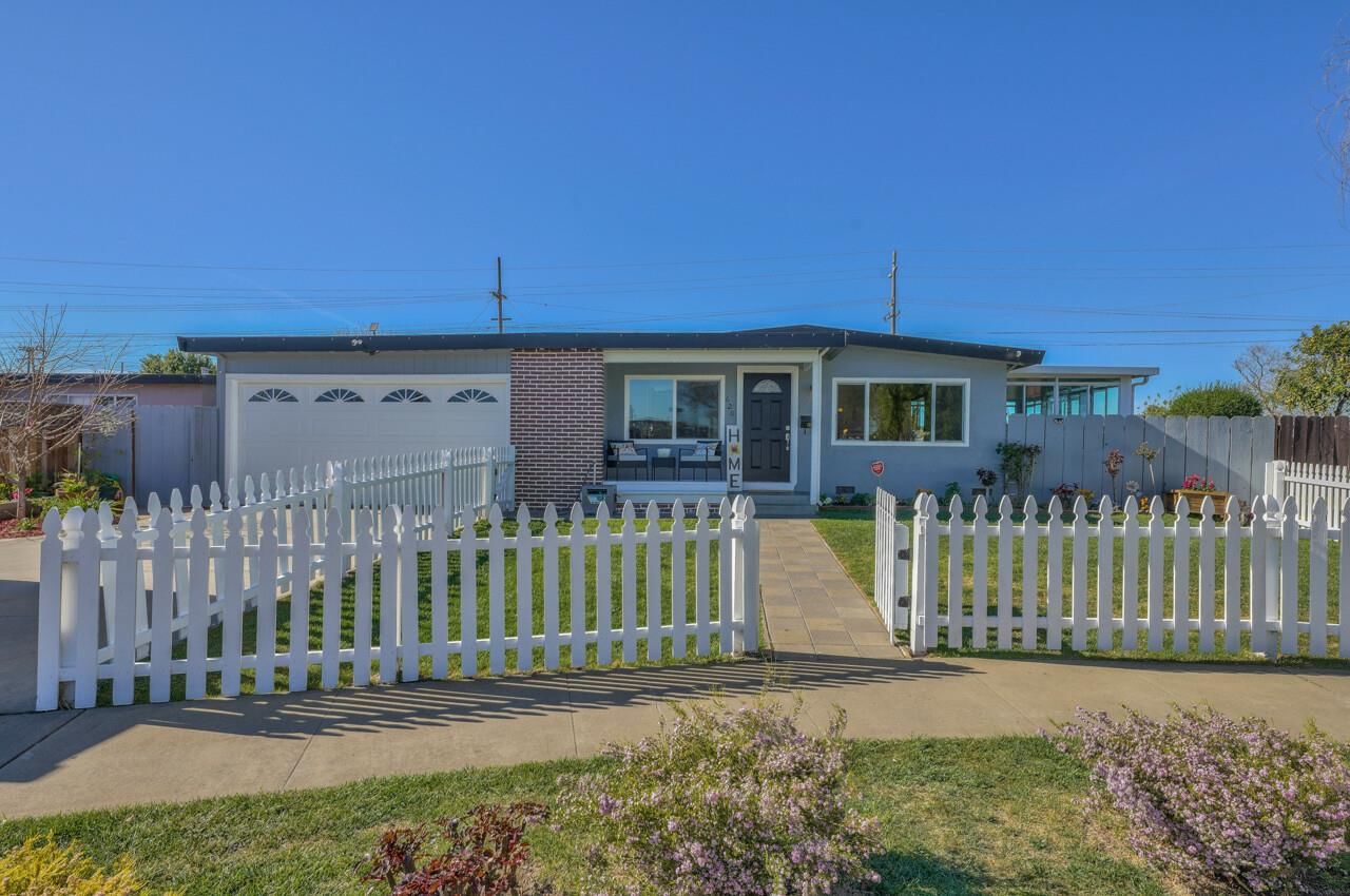 Listing Photo 1