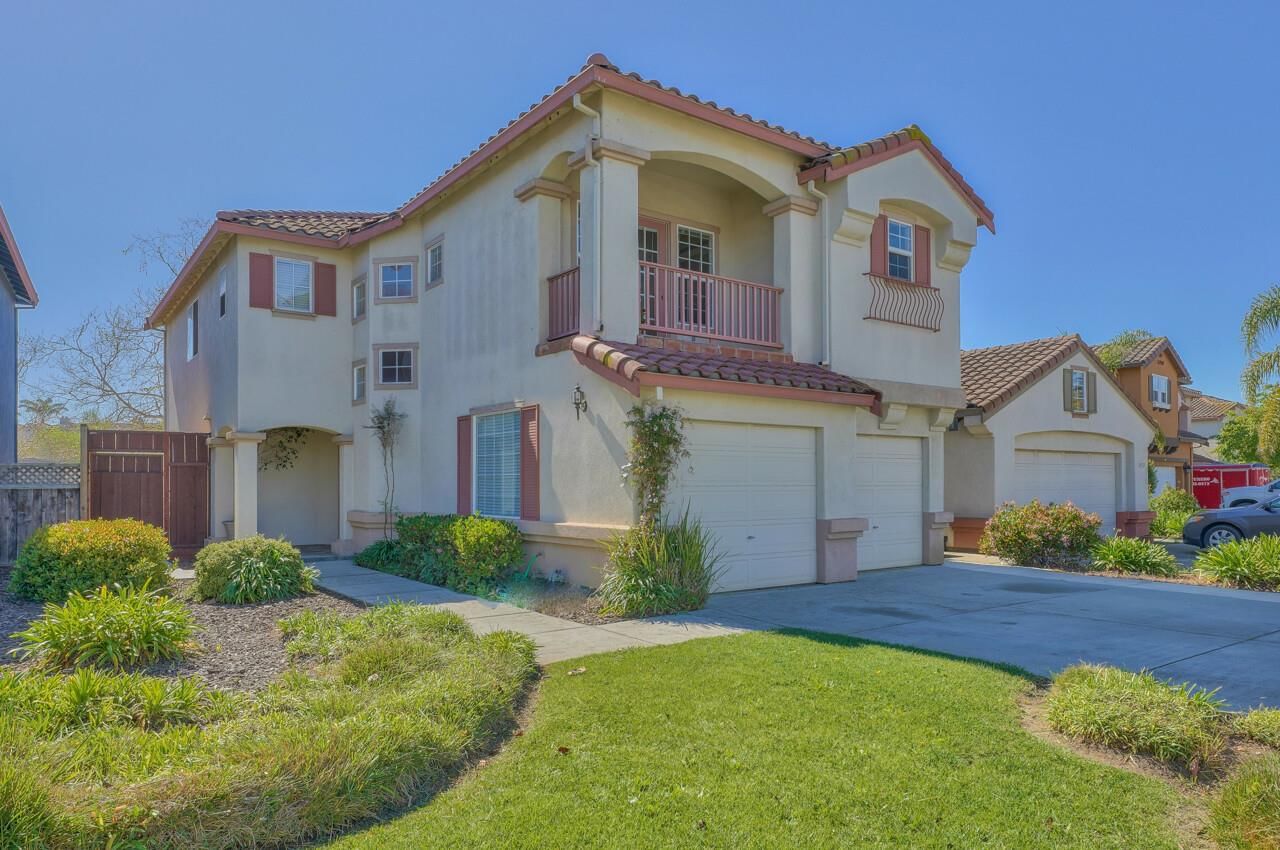 Listing Photo 1