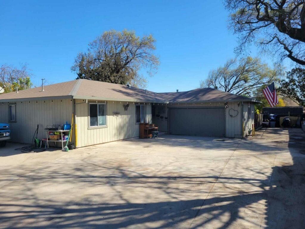 MLS Listing Photo 1