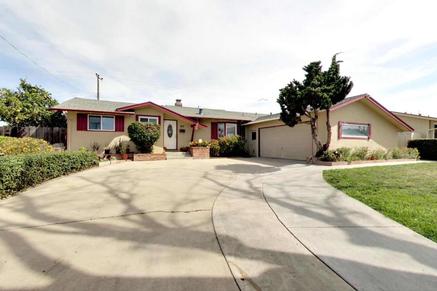 Listing Photo 1