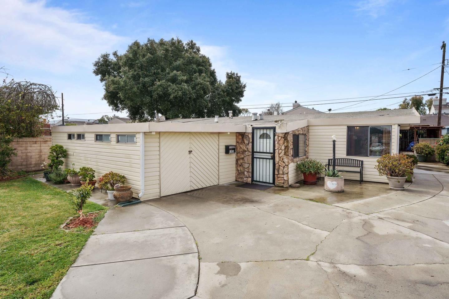 Listing Photo 1