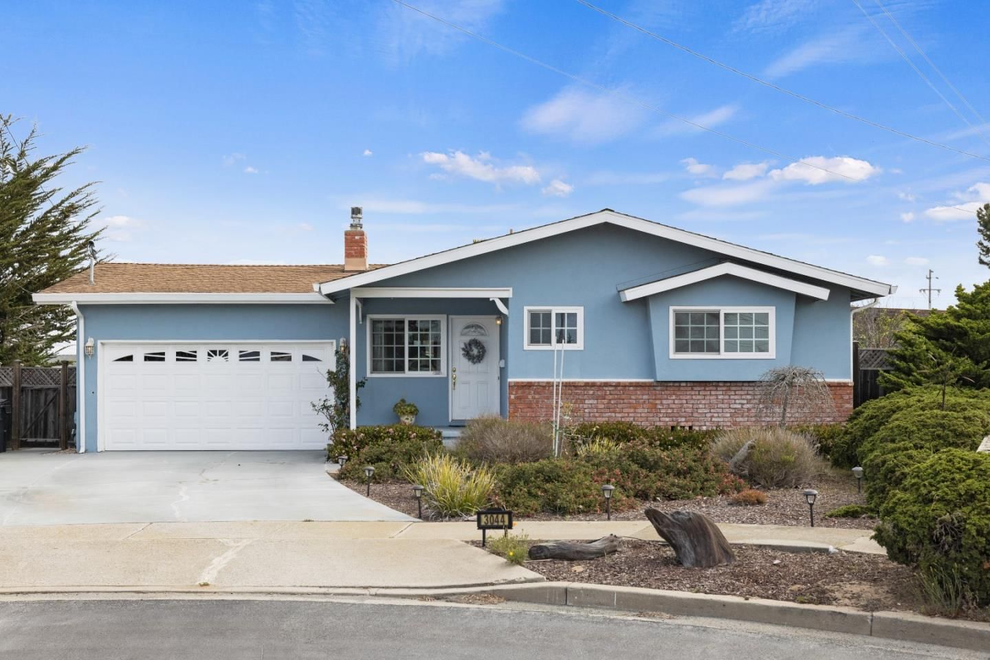 Listing Photo 1