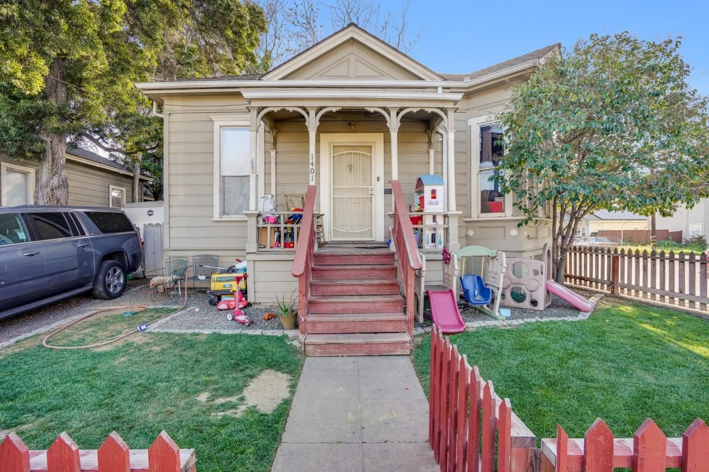 Listing Photo 1