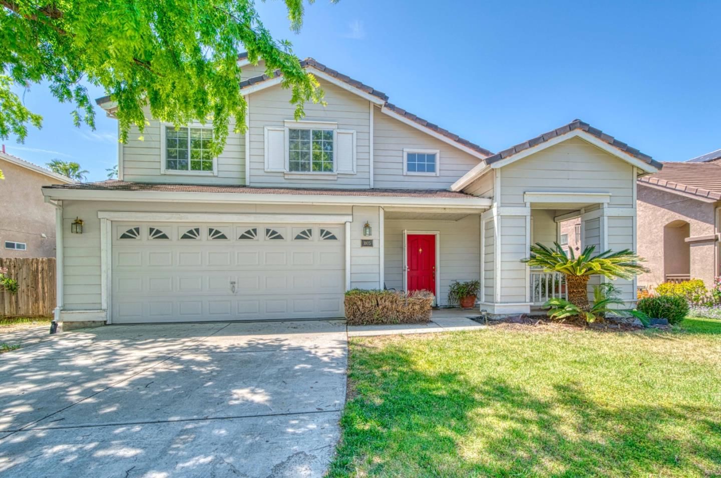 Listing Photo 1