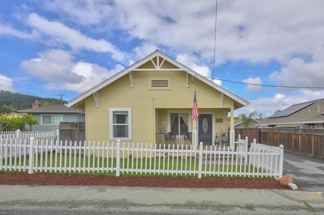 Listing Photo 1