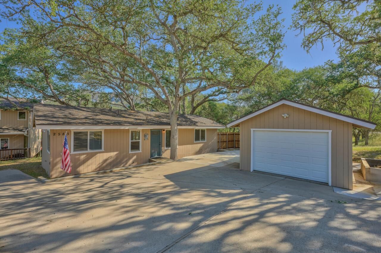 Listing Photo 1