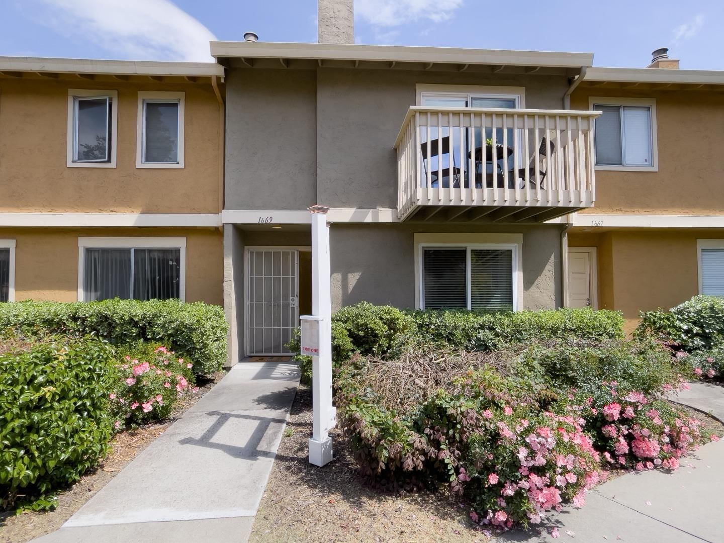 Listing Photo 1